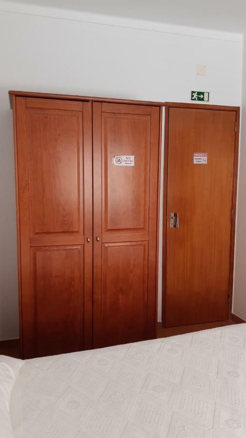 Alojamentos S.Jose Atouguia Da Baleia Exterior foto
